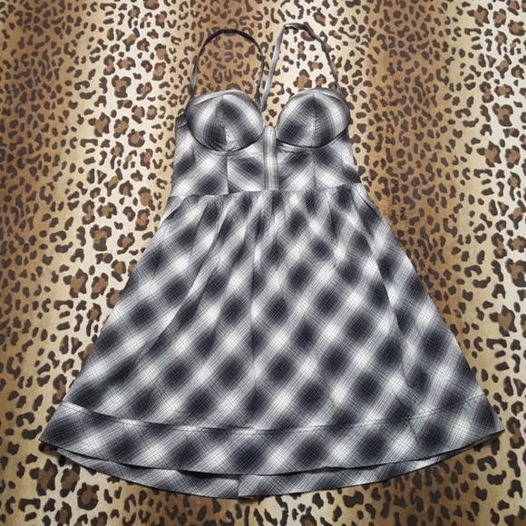 Guess Dresses & Skirts - Guess dress